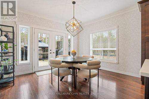 76 Luella Boulevard, Springwater, ON - Indoor Photo Showing Dining Room