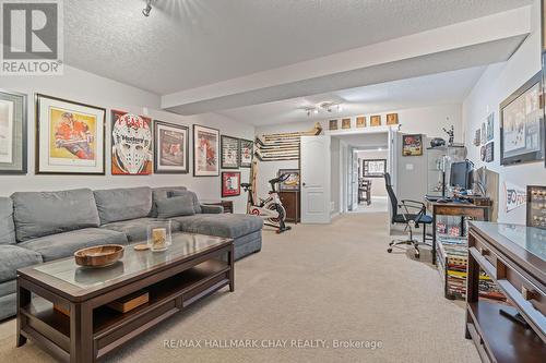 76 Luella Boulevard, Springwater, ON - Indoor Photo Showing Living Room
