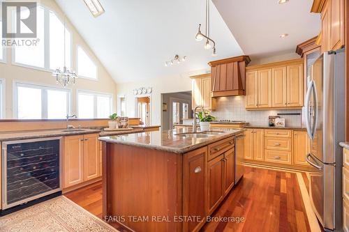 24 Finley Drive, Tiny, ON - Indoor Photo Showing Kitchen With Double Sink With Upgraded Kitchen