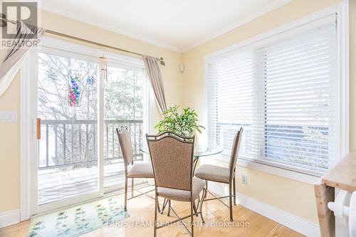 24 Finley Drive, Tiny, ON - Indoor Photo Showing Dining Room
