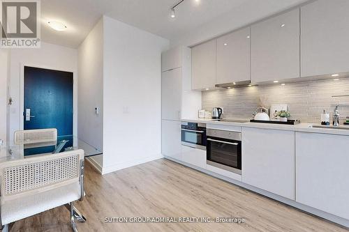#1412 -158 Front St E, Toronto, ON - Indoor Photo Showing Kitchen With Upgraded Kitchen