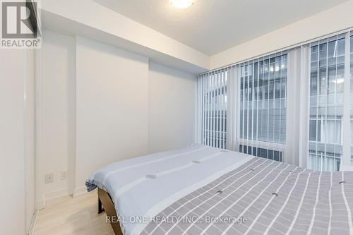 303 - 60 Shuter Street, Toronto, ON - Indoor Photo Showing Bedroom