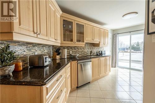 18648 County Rd 2 Road, South Glengarry, ON - Indoor Photo Showing Kitchen