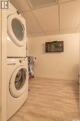 230 105 Willis Crescent, Saskatoon, SK - Indoor Photo Showing Laundry Room