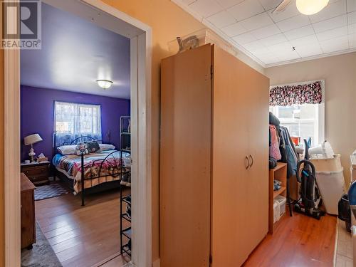 662 Ellis Street, Penticton, BC - Indoor Photo Showing Bedroom