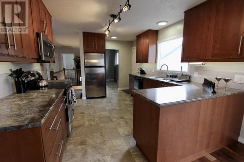 1511 Alward Street, Prince George, BC - Indoor Photo Showing Kitchen