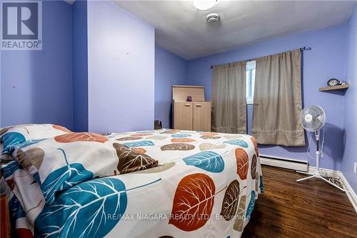 72 Sanatorium Rd, Hamilton, ON - Indoor Photo Showing Bedroom