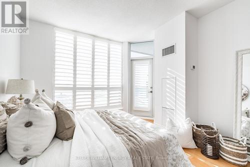 #1203 -340 Watson St W, Whitby, ON - Indoor Photo Showing Bedroom