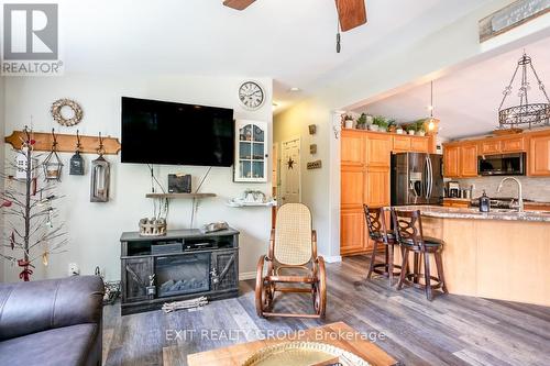 #32 -152 Concession Rd 11 W, Trent Hills, ON - Indoor With Fireplace
