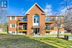 #902 -565 GREENFIELD AVE  Kitchener, ON N2C 2P5