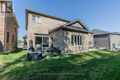 107 Muirfield Dr, Barrie, ON - Outdoor With Exterior