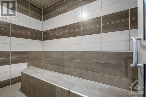 360 Patricia Avenue Unit#205, Ottawa, ON - Indoor Photo Showing Bathroom