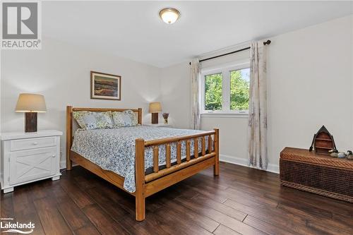 1057 Montgomery Drive, Port Carling, ON - Indoor Photo Showing Bedroom