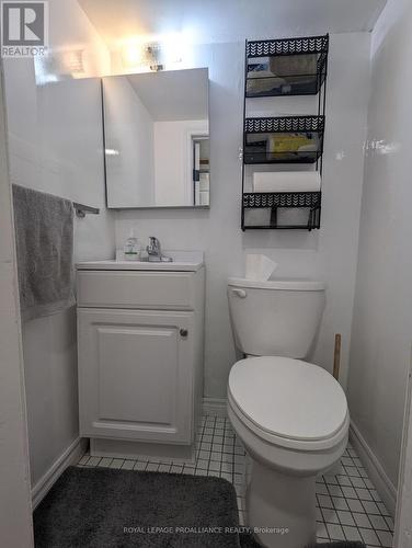 44 Meadowvale Avenue, Belleville, ON - Indoor Photo Showing Bathroom