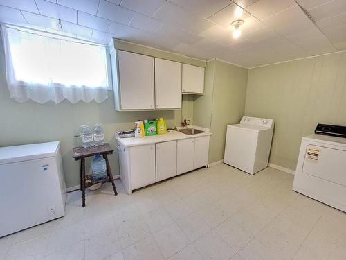 Laundry room - 1698 Rue Principale, Lachute, QC - Indoor Photo Showing Laundry Room