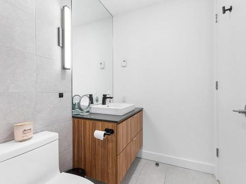 Salle de bains - 203-1900 Rue Suzanne-Coallier, Montréal (Saint-Laurent), QC - Indoor Photo Showing Bathroom
