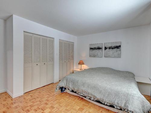 Master bedroom - 66 Rue Roy, Delson, QC - Indoor Photo Showing Bedroom