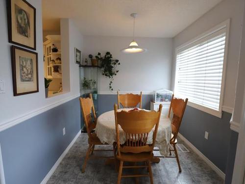 16-1749 Menzies Street, Merritt, BC - Indoor Photo Showing Dining Room
