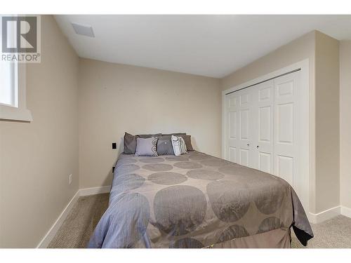 1007 Aurora Heights, West Kelowna, BC - Indoor Photo Showing Bedroom