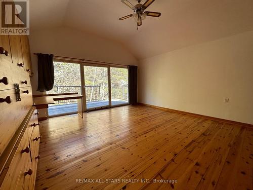 443 Pinery Road, Kawartha Lakes, ON - Indoor Photo Showing Other Room
