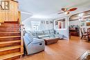 43287 Pettit Road, Wainfleet, ON  - Indoor Photo Showing Living Room 