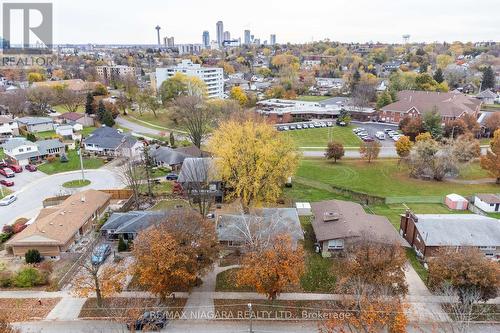 6432 Balmoral Avenue, Niagara Falls, ON - Outdoor With View