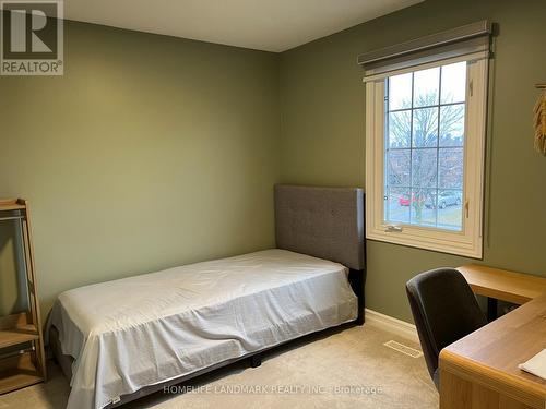 4665 Pemmican Trail, Mississauga, ON - Indoor Photo Showing Bedroom