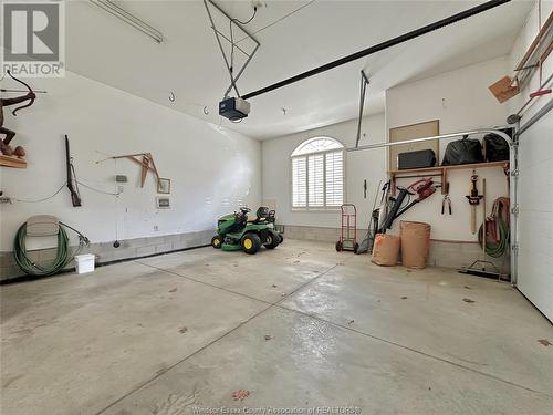 309 West Puce Road, Lakeshore, ON - Indoor Photo Showing Garage