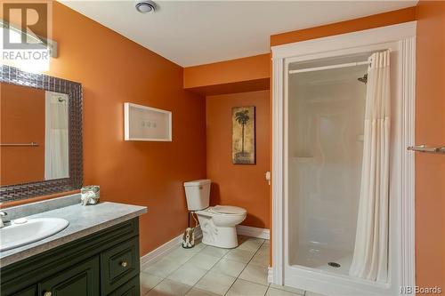 44 Burnett Street, Oromocto, NB - Indoor Photo Showing Bathroom