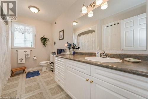 753 Princess Street, Mount Forest, ON - Indoor Photo Showing Bathroom
