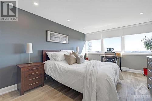 1500 Riverside Drive Unit#2604, Ottawa, ON - Indoor Photo Showing Bedroom