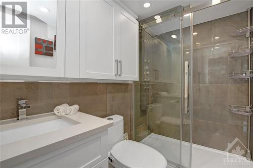 1500 Riverside Drive Unit#2604, Ottawa, ON - Indoor Photo Showing Bathroom