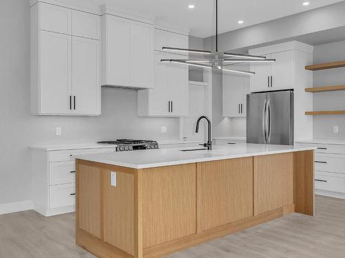 18661 Sanborn Place, Summerland, BC - Indoor Photo Showing Kitchen With Upgraded Kitchen