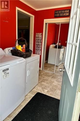 55 Poupore, Gogama, ON - Indoor Photo Showing Laundry Room