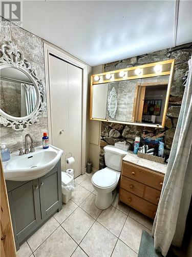 55 Poupore, Gogama, ON - Indoor Photo Showing Bathroom