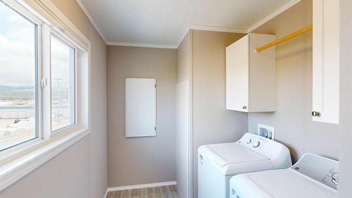 531 Pagurut Avenue W, Cranbrook, BC - Indoor Photo Showing Laundry Room