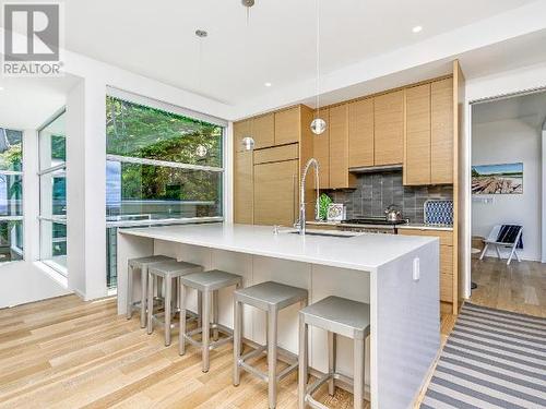 2924 Malaspina Promenade, Savary Island, BC - Indoor Photo Showing Kitchen With Upgraded Kitchen
