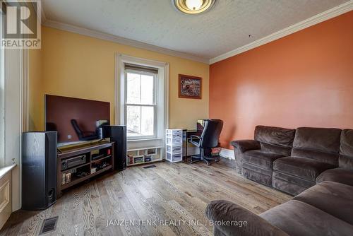 53579 Calton Line, Bayham, ON - Indoor Photo Showing Living Room