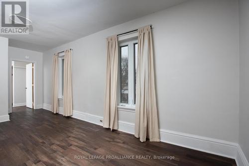 B - 185 Foster Avenue, Belleville, ON - Indoor Photo Showing Other Room