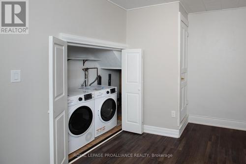 B - 185 Foster Avenue, Belleville, ON - Indoor Photo Showing Laundry Room