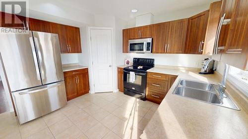 10315 89 Street, Fort St. John, BC - Indoor Photo Showing Kitchen With Double Sink