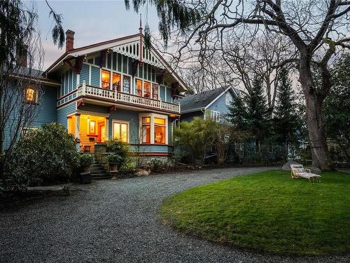 1023 St. Charles St, Victoria, BC - Outdoor With Deck Patio Veranda