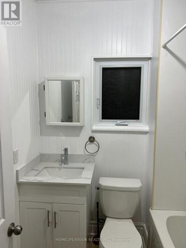 Upper - 157 Rutherford Avenue, Peterborough, ON - Indoor Photo Showing Bathroom