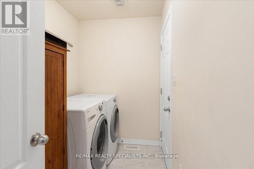 39 Lords Dr, Trent Hills, ON - Indoor Photo Showing Laundry Room