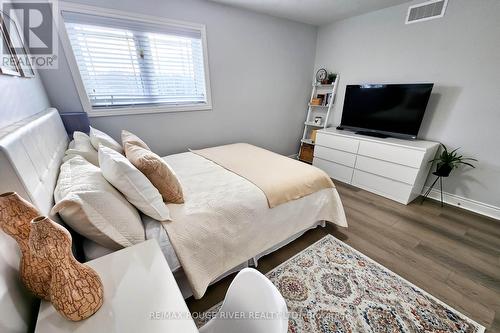 48 Farmington Crescent, Belleville, ON - Indoor Photo Showing Bedroom