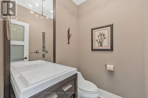 793 Tallantine Place, Newmarket, ON - Indoor Photo Showing Bathroom