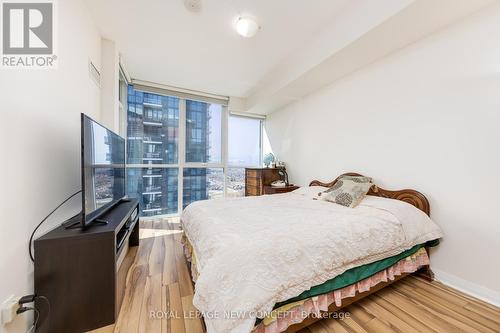 2204 - 55 Eglinton Avenue W, Mississauga, ON - Indoor Photo Showing Bedroom