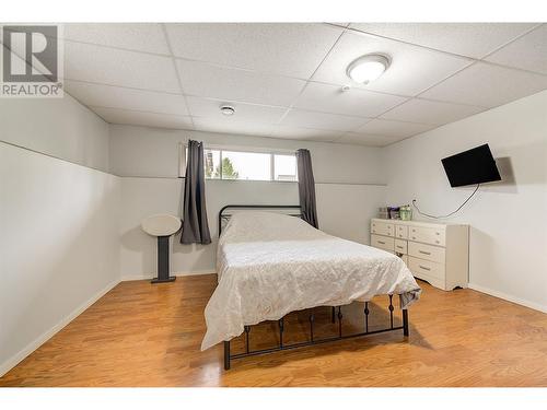 651 Richter Street, Kelowna, BC - Indoor Photo Showing Bedroom