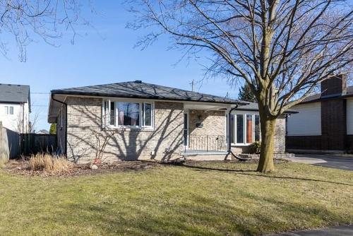 22 Colonial Street, Welland, ON - Outdoor