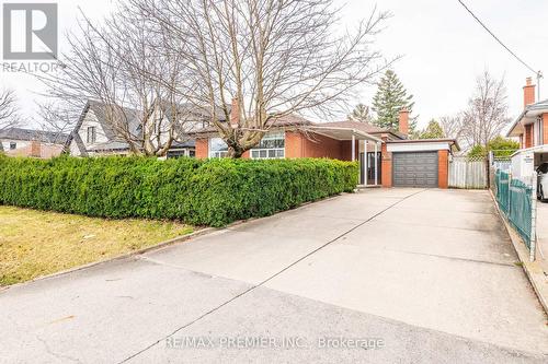 302 Southview Rd, Oakville, ON - Outdoor
